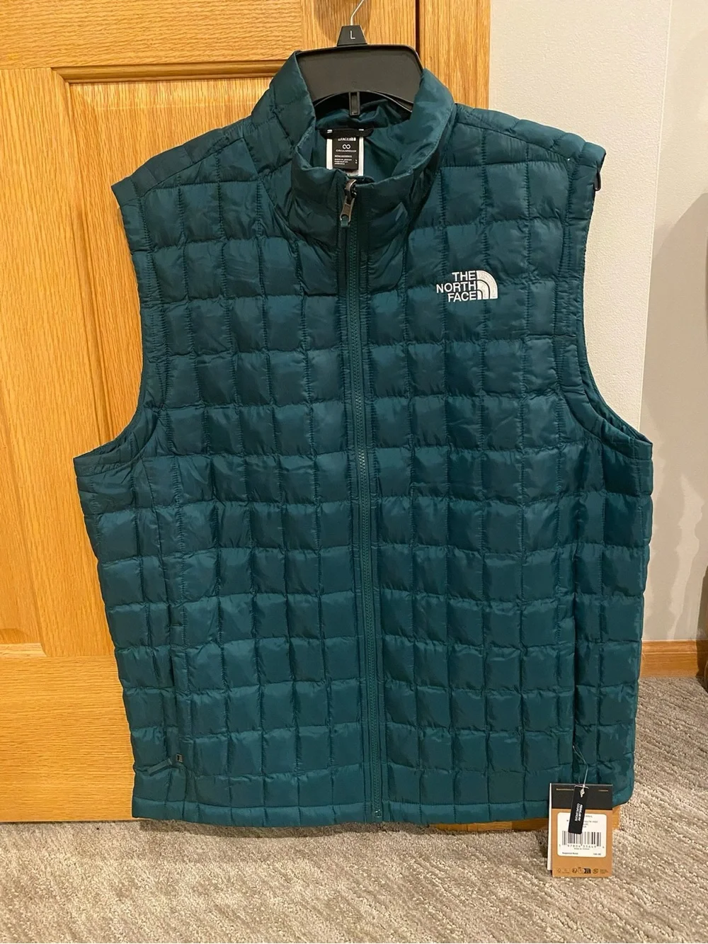 NWT The North Face Deep Nori Thermoball Insulated Vest- Men's Size M OR L